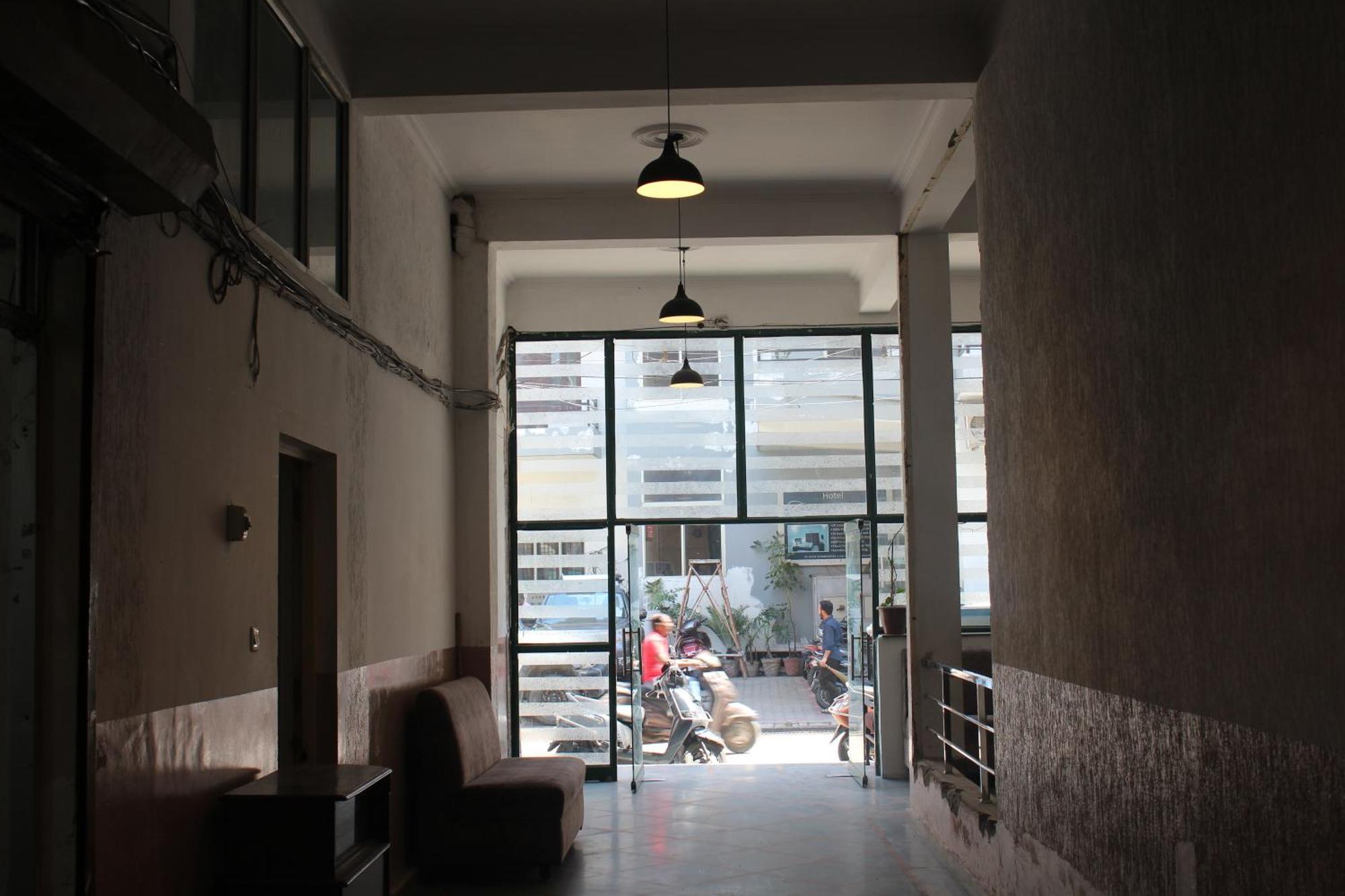 Shree Chitra Residency By Grb Otel Haridwār Dış mekan fotoğraf